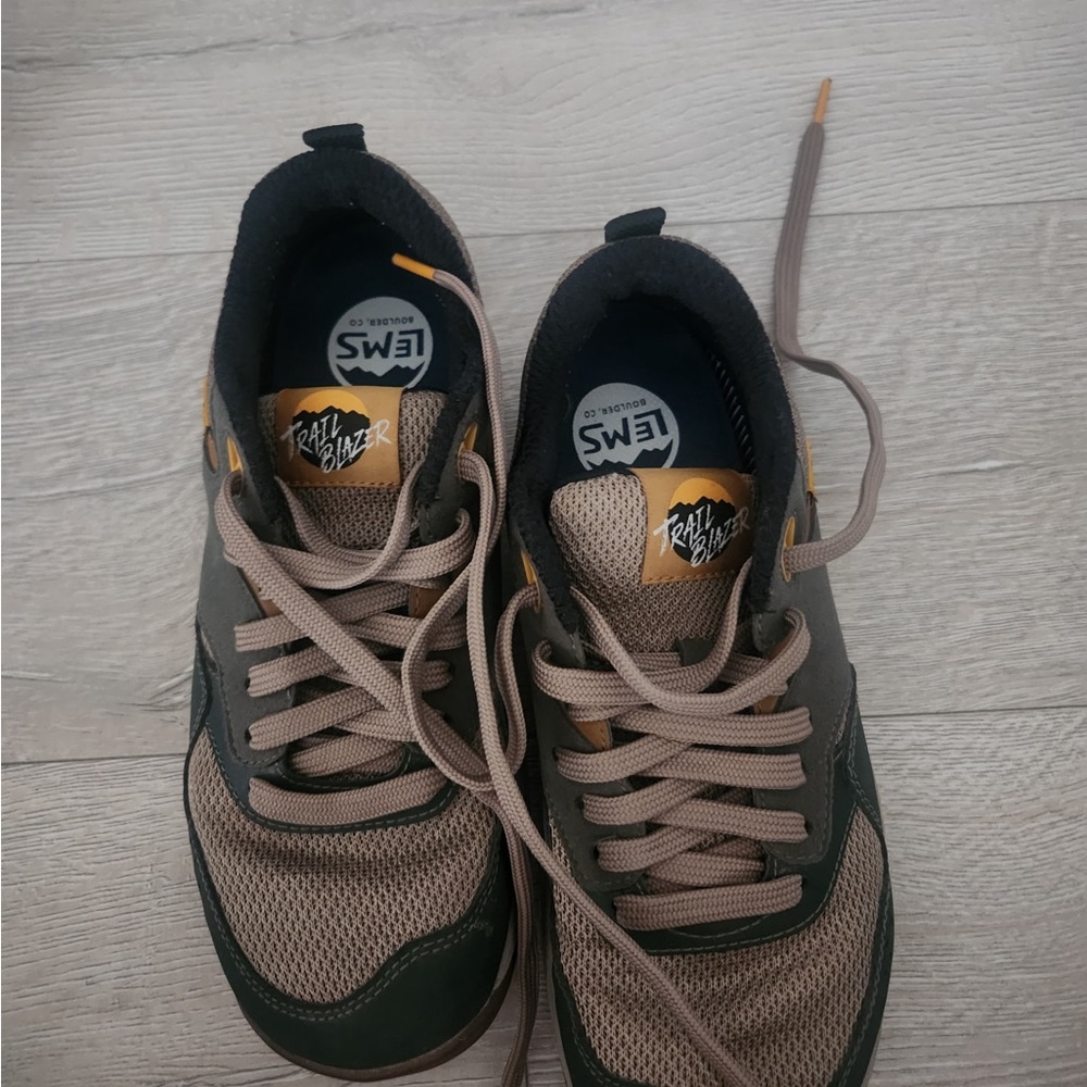 Casual Women's Sneakers in Brown & Tan